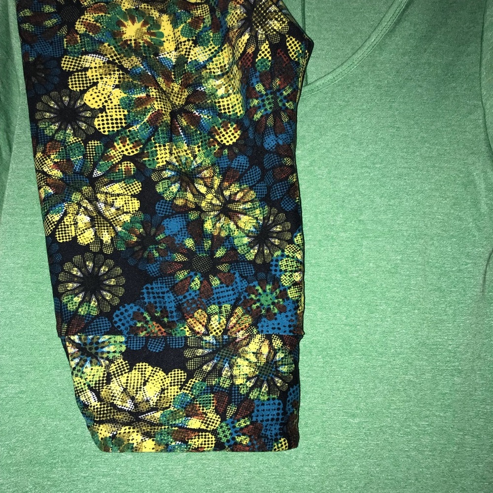 Lularoe Solid Perfect - Picture 4 of 4